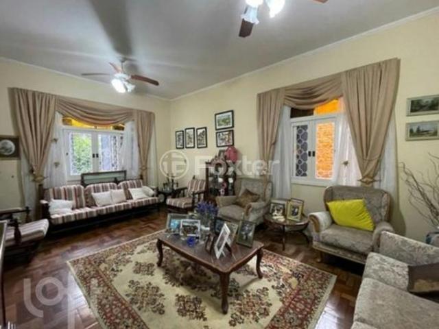 Casa, 5 dormitórios, 106 m², em Santa Tereza