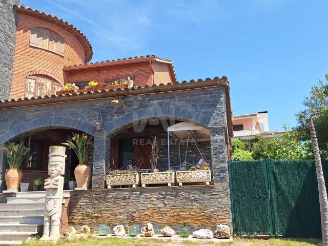 Casa 5 dormitorios 253.00 m2 253m² Roda de Bará