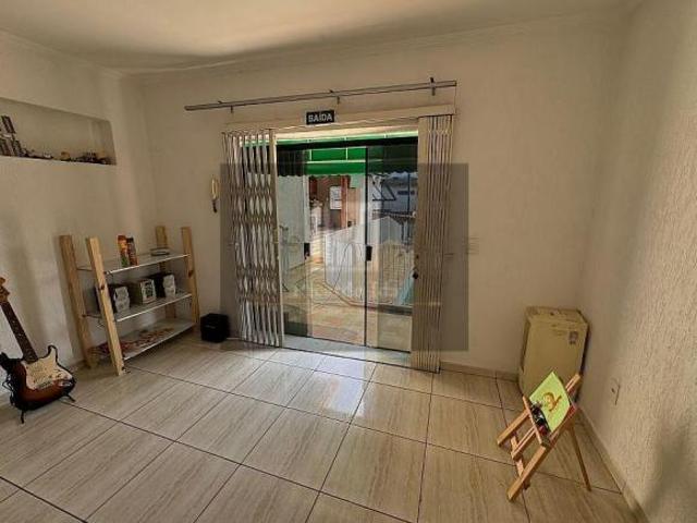 Casa 5 dormitórios 337m² a/c