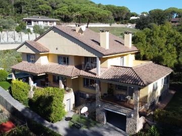 Casa 5 dormitorios 450 m2