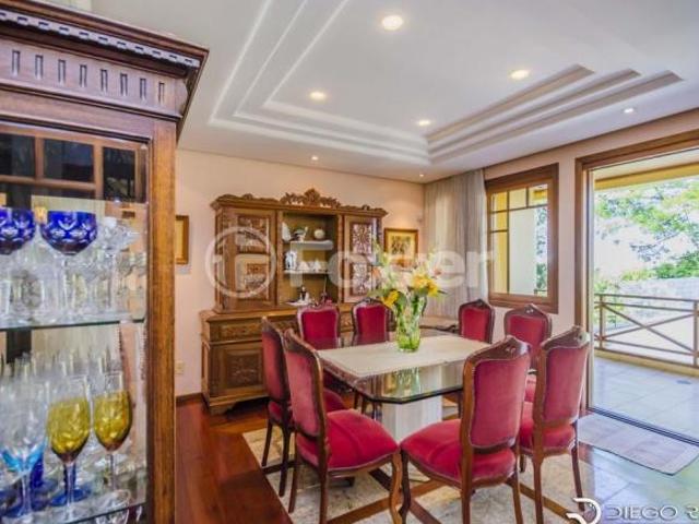Casa, 5 dormitórios, 551.82 m², em Vila Jardim