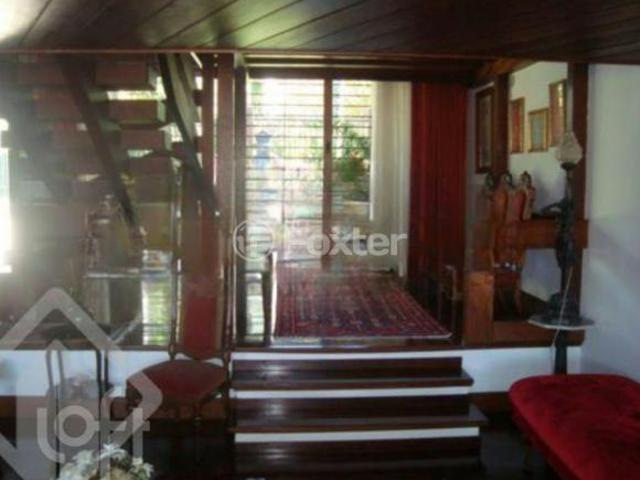 Casa, 5 dormitórios, 587.76 m², em Três Figueiras