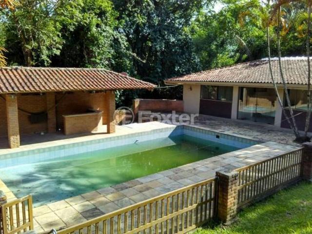 Casa, 5 dormitórios, 600 m², em Centro