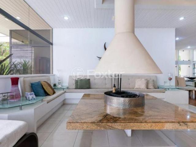Casa, 5 dormitórios, em Vila São Francisco