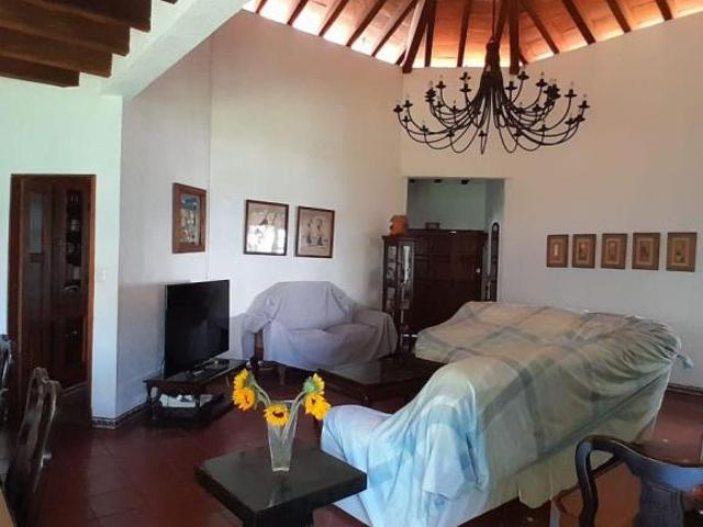 Casa 5 habitaciones, 500 m² terreno en venta Fraccionamiento Las Fincas