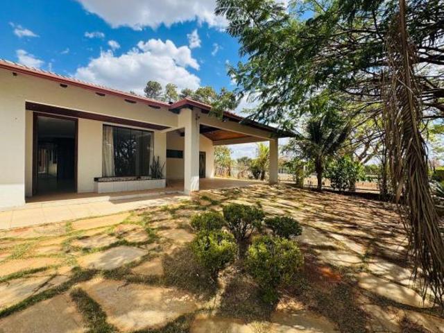 Casa 5 Suítes c/ Piscina e Churrasqueira | Park Way