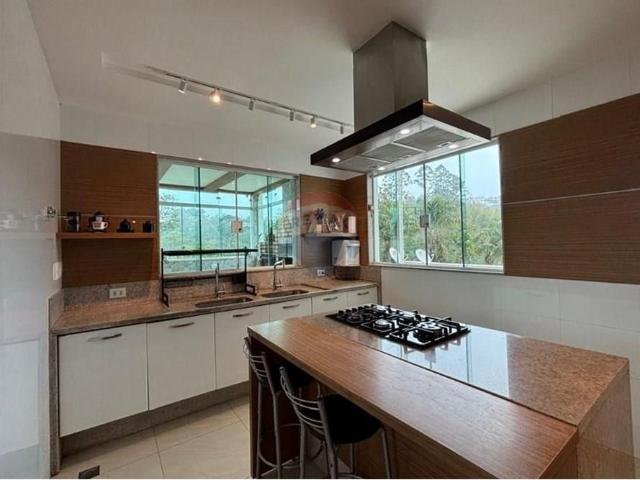 Casa 5 Suites para locacao no Bairro Imperial