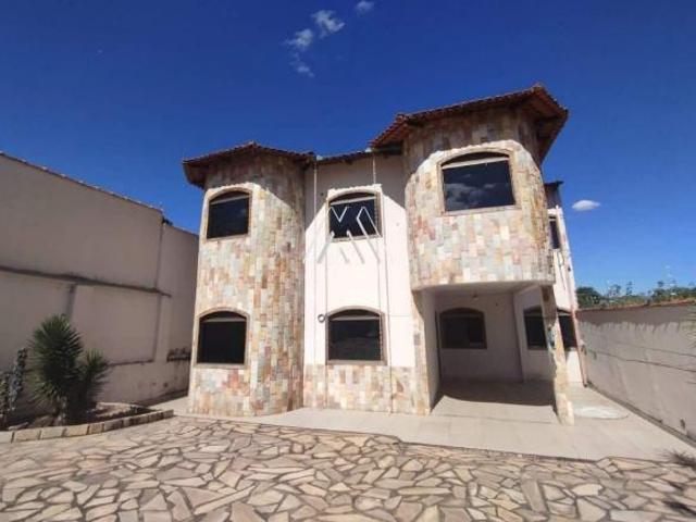 Casa 5 quartos à venda no Santo Antônio em Itaúna/MG