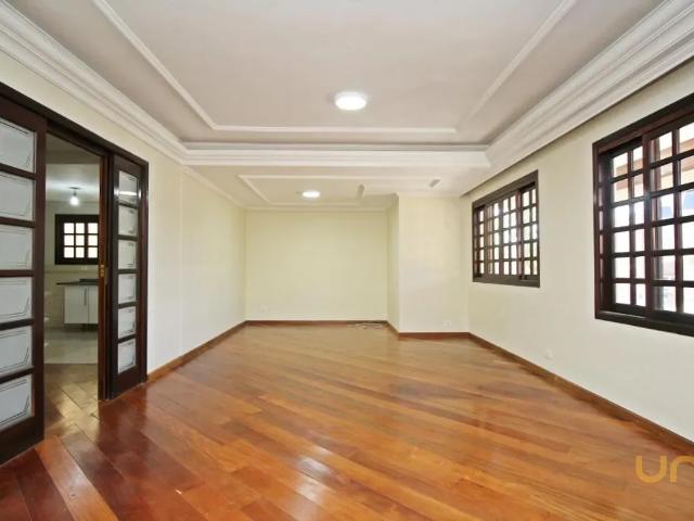 Casa 5 Quartos Guabirotuba 300m²