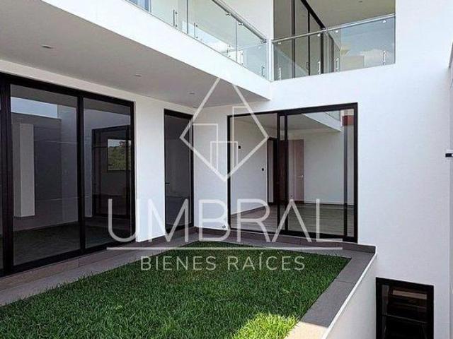 Casa con 5 recámaras en VENTA, Imperial de las Ánimas, Xalapa