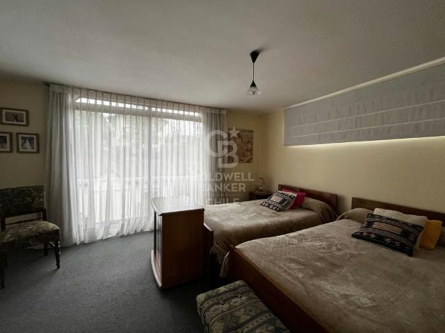 Casa 5D, Vistas Río: Tranquilidad y Conexión en Valdivia | 5 Dormitorios por 720000. 00 en Valdivia