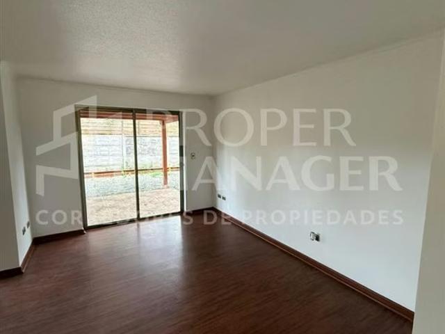 Casa 5D 3B 122m2 con Terraza y 2 Estac. Valle Noble, Conce | 5 dormitorios por 6700.00 en Concepción