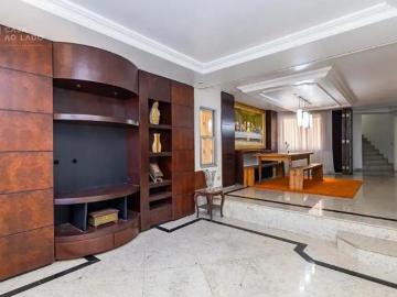 Casa 600m² com 4 suítes no Bigorrilho Curitiba/PR