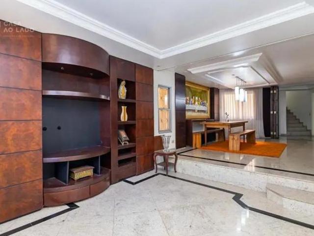 Casa 600m² com 4 suítes no Bigorrilho Curitiba/PR