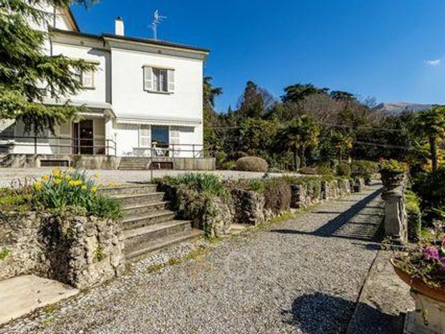 Casa 6 camere da letto, Longone al Segrino Como 22030 DS90794461