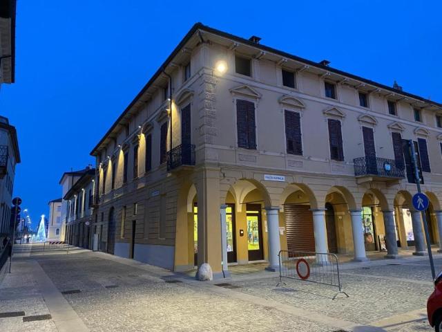 Casa 6 camere da letto, Soresina Lombardy ES87559931