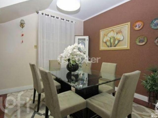 Casa, 6 dormitórios, 238 m², em Santa Tereza