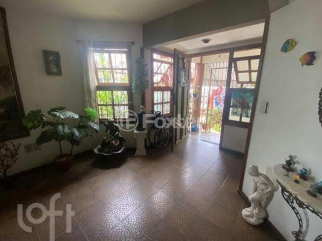 Casa, 6 dormitórios, 278.48 m², em Santana