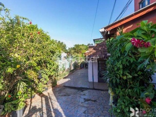 Casa, 6 dormitórios, 400 m², em Cavalhada