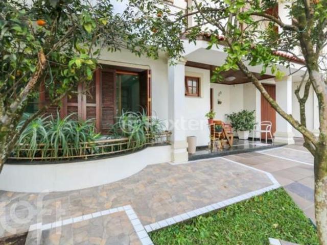 Casa, 6 dormitórios, 448 m², em Marechal Rondon
