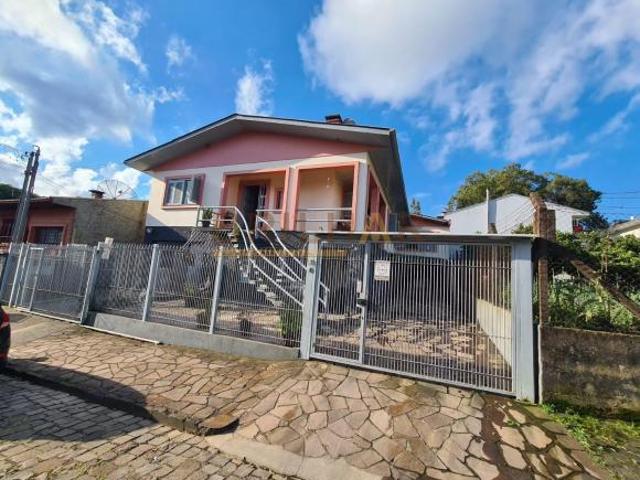 Casa 6 dormitórios comprar bairro São Ciro