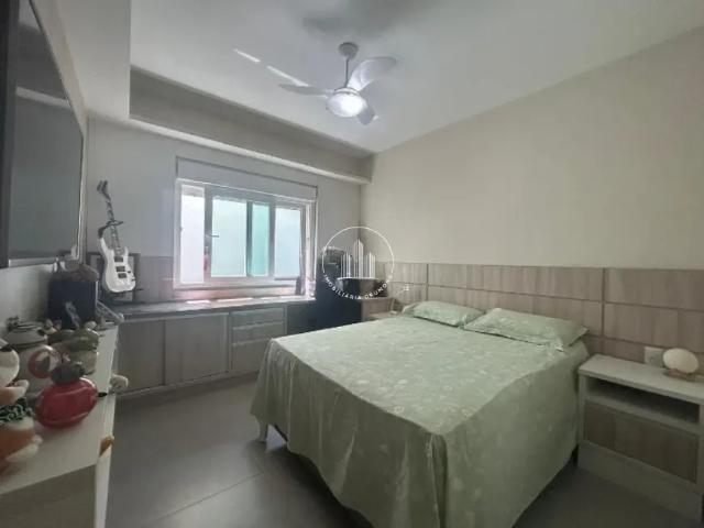 Casa 6 Quartos com 2 Suítes e 254m² Trindade CEN