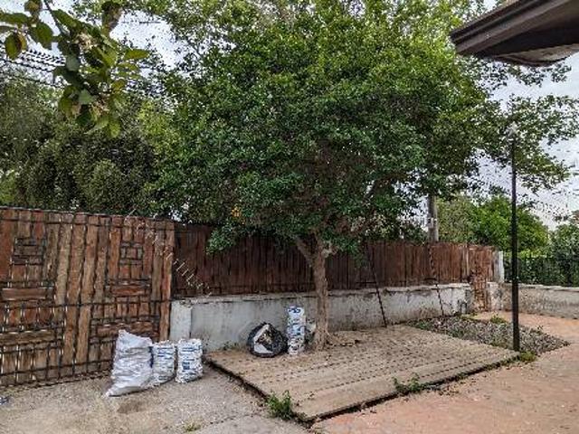 Casa 6d+2b+3estac. 300m2