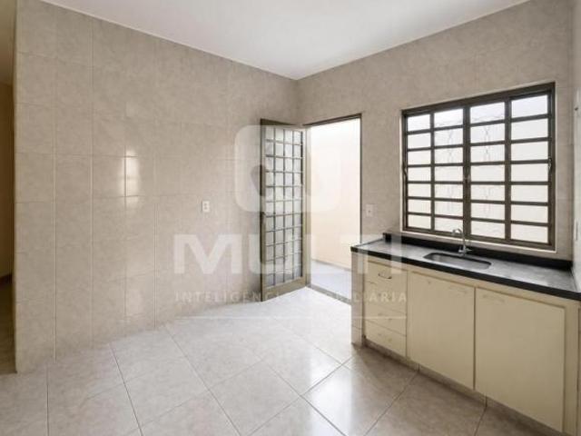 Casa para venda em Presidente Roosevelt, Uberlândia