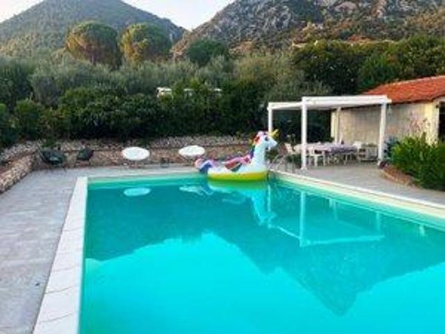 Casa 7 camere da letto, Terni Umbria 05100 DS105530437