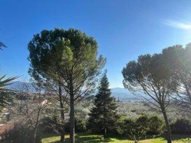 Casa 7 camere da letto, Terni Umbria 05100 ES105530437
