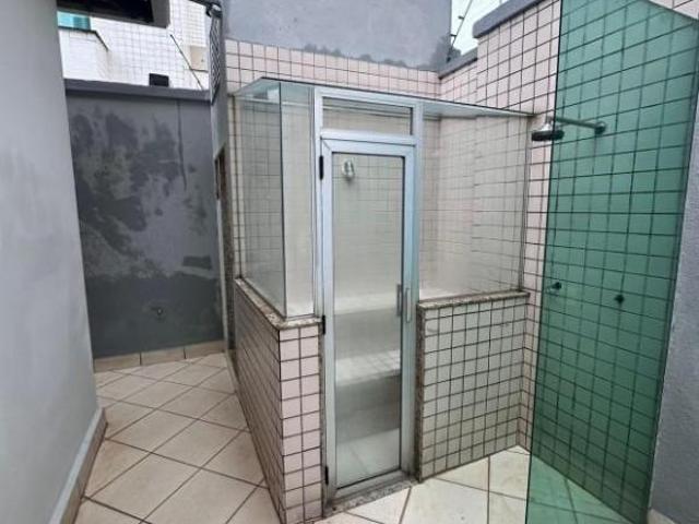 Casa para venda em Arvoredo, Contagem