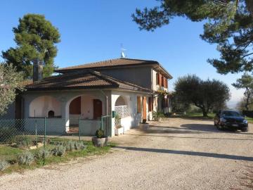 Casa 8 camere da letto, Monteciccardo Italien 61024 ES100815990