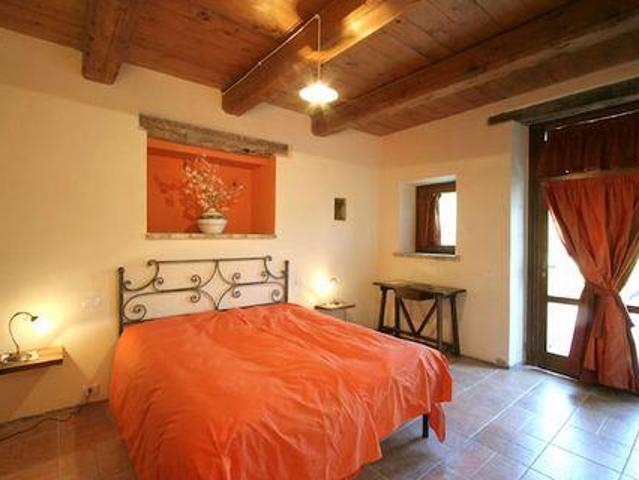 Casa 8 camere da letto, Urbino Marche ES103701058