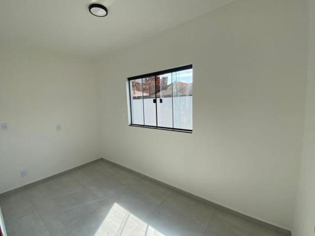 Casa 97,56m2 2 quartos sendo um suíte  ? sala e cozinha  ? lavanderia coberta  ? iluminação paine