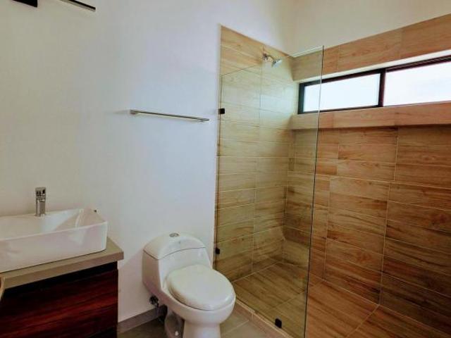 CasaCapittala | Nuevas, equipadas y a precio de oportunidad | Casa en Venta | León Guanajuato