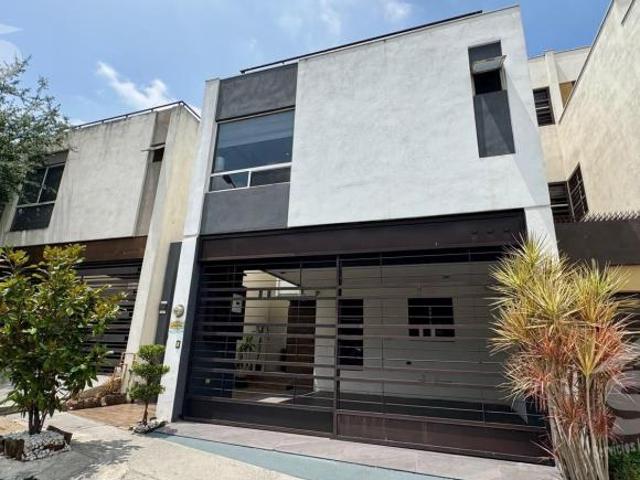 CasaCasa en Cerradas de Cumbres Monterrey