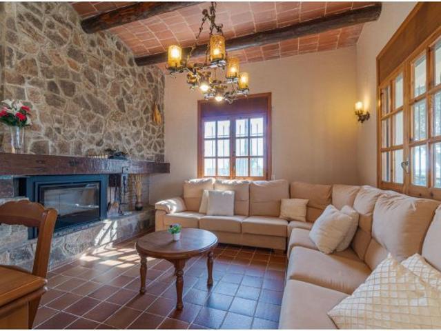 Casa/Chalet independiente de estilo rústico en Bon Relax, Sant Pere Pescador