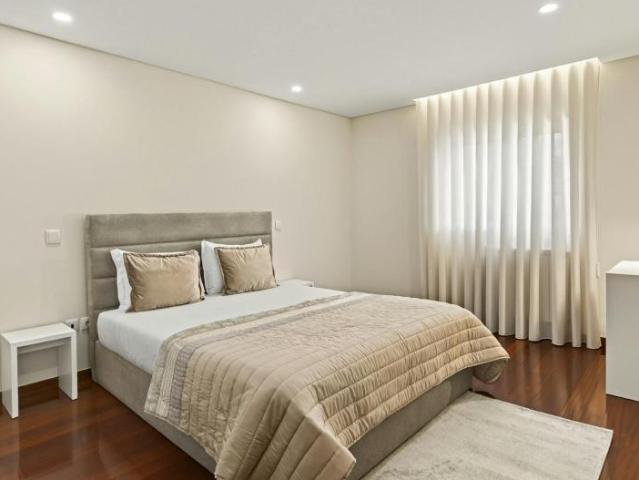 Casaa 4 quarto, Lanhoso Lanhoso 4830 ES99684653