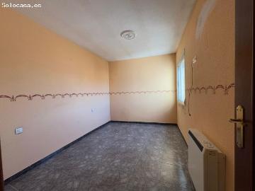 CASABANCO VENDE CASA DE TRES DORMITORIOS EN MADROÑERA