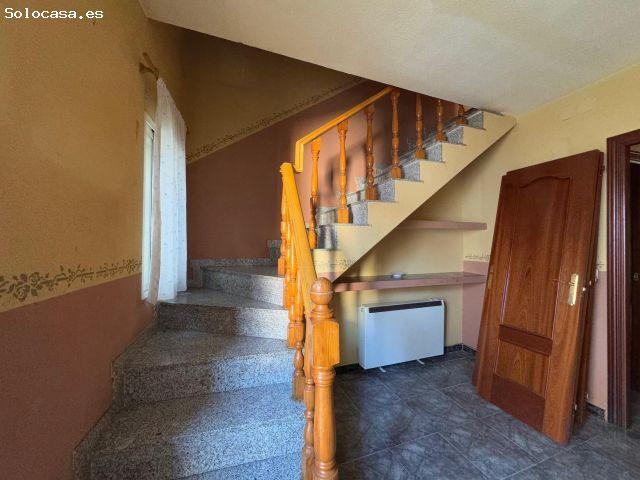 CASABANCO VENDE CASA DE TRES DORMITORIOS EN MADROÑERA