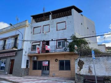 CASABANCO VENDE DOS PISOS EN ZORITA