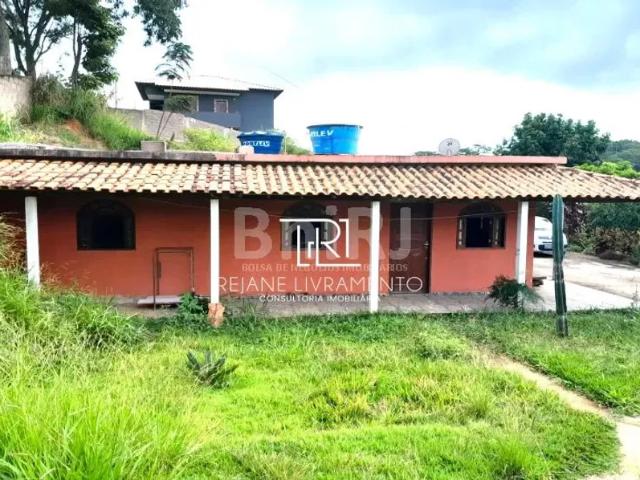 Casa/lote com 2 quartos e 2760m² de terreno em Floresta Paty de Alferes RJ
