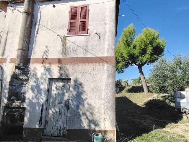Casale Colonico in vendita a Offida