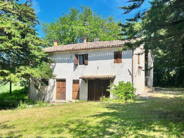 Casale con vista mozzafiato su corinaldo 240m² Corinaldo