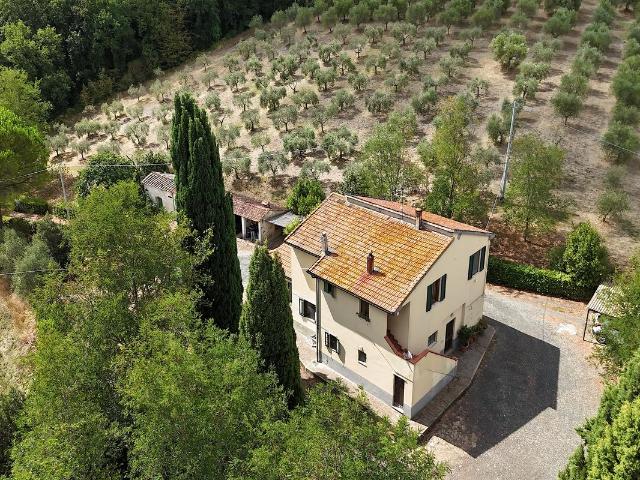 Casale con vista panoramica a Montecatini Val di Cecina 200m² Montecatini Val di Cecina