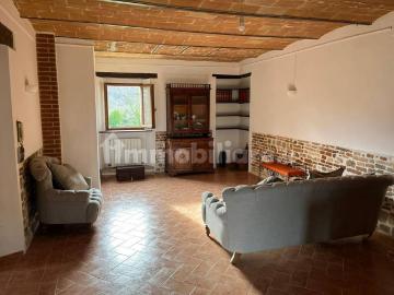Casale Contrada Colleciccangelo, Sarnano