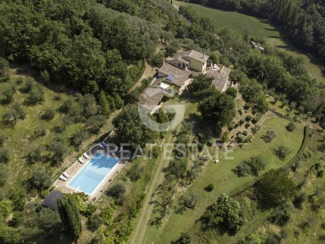 Casale Corta di Colle 503m² Foligno