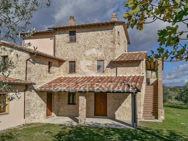 Casale della Loggetta 258m² Avigliano Umbro