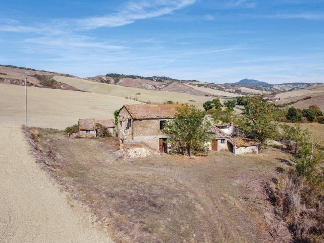 Casale in collina da ristrutturare San Casciano dei Bagni 576m² San Casciano dei Bagni