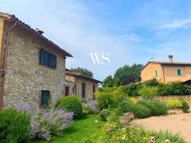 Casale in affitto a Massa Martana massa martana, arredato, giardino privato, terrazzo TrovaCasa